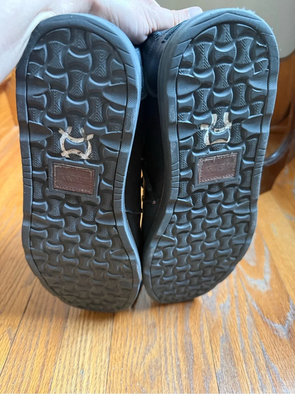 Toms Black Leather Chukka Boots with Plaid Lining
